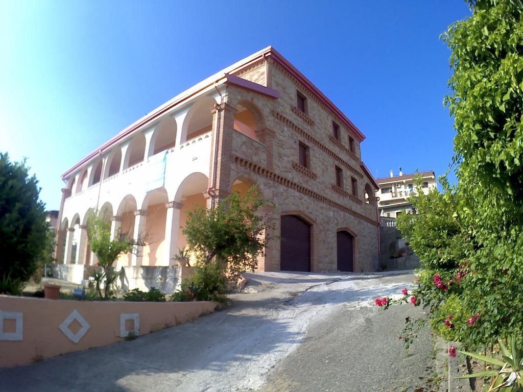 B&B Castello Michelina San Nicola dell'Alto Exterior photo